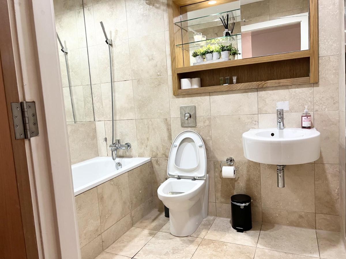 Free Parking 2 Bedroom Apartamento *